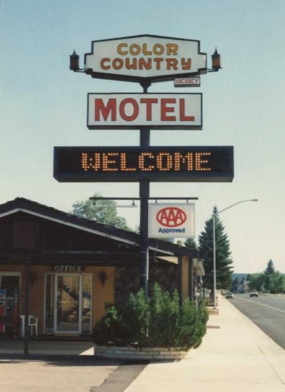 Color Country Motel Main image 1